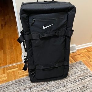 Nike FortyNineFiftyOne XL suitcase